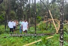 ಆಜ್ರಿ ಗ್ರಾಮದಲ್ಲಿ ಗಾಳಿ-ಮಳೆಯಿಂದ ಬೆಳೆ ಹಾನಿ: ಸ್ಥಳಕ್ಕೆ ಭೇಟಿ ನೀಡಿ ಅಧಿಕಾರಿಗಳಿಗೆ ಸೂಚನೆ ನೀಡಿದ ಶಾಸಕ ಗುರುರಾಜ್ ಗಂಟಿಹೊಳೆ